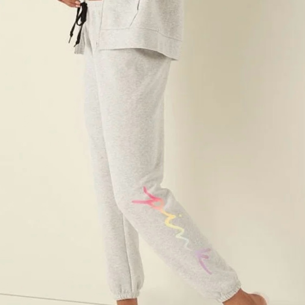 NWT - PINK Victoria's Secret Classic Jogger Pants